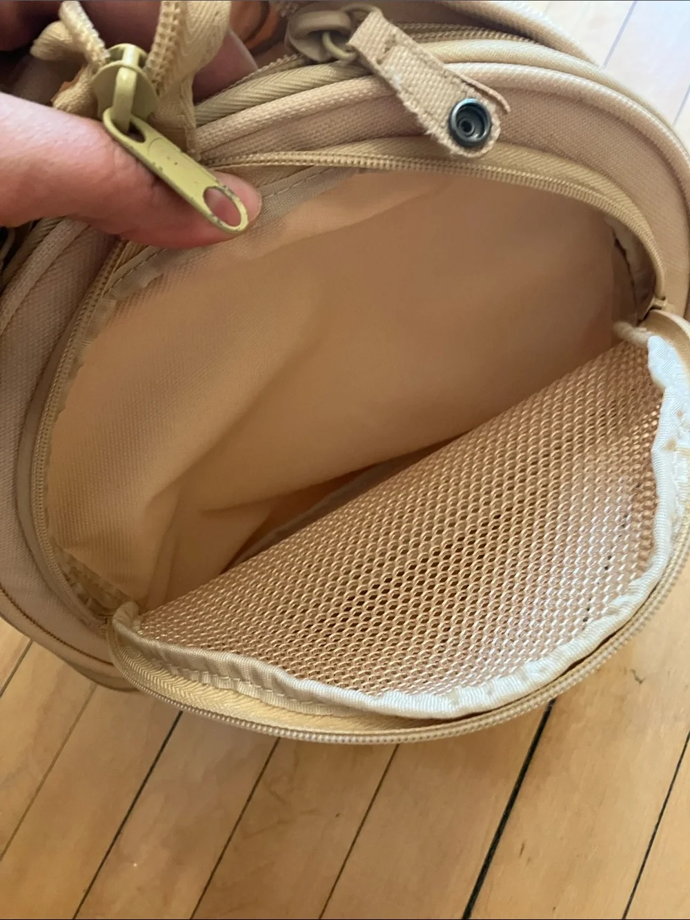 Wild One Airline Soft Mesh Beige Tan Small Pet Carrier 18 Inches